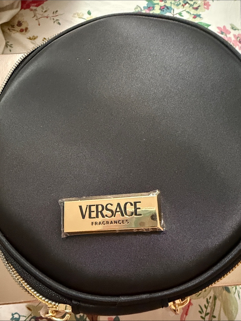 Versace Eros Lotion And Shower Gel In Cosmetic Case